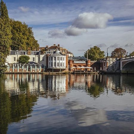 The Mitre, Hampton Court Kingston upon Thames (Greater London) Exterior foto The River Wey at Farnham