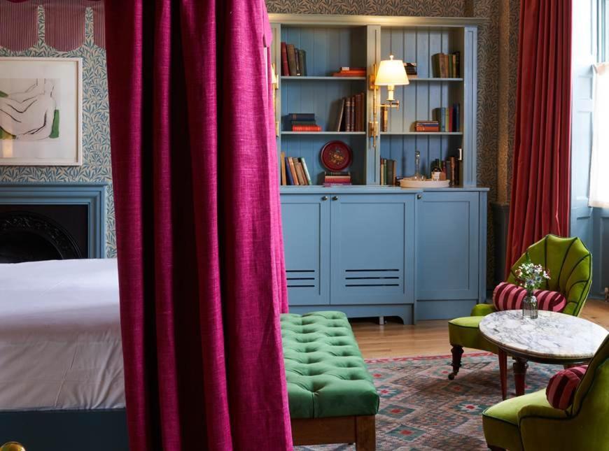 The Mitre, Hampton Court Kingston upon Thames (Greater London) Exterior foto A room at the Hotel